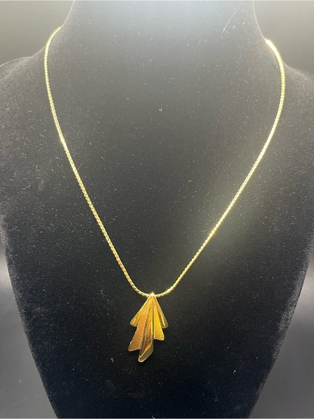 Vintage Monet Gold Tone Geometric Pendant Necklace Signed